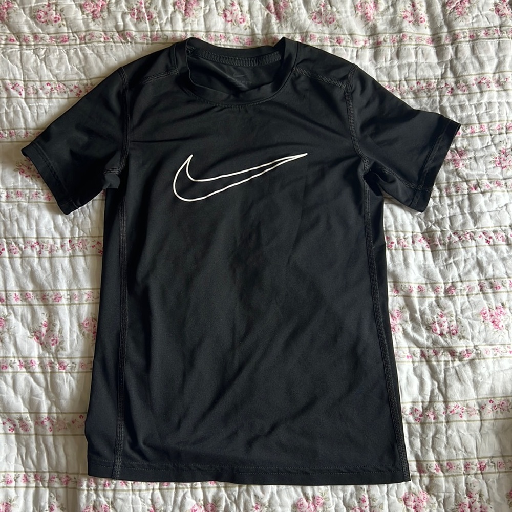 Nike dri fit active top